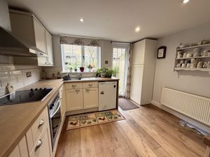 Photo 11- click for photo gallery